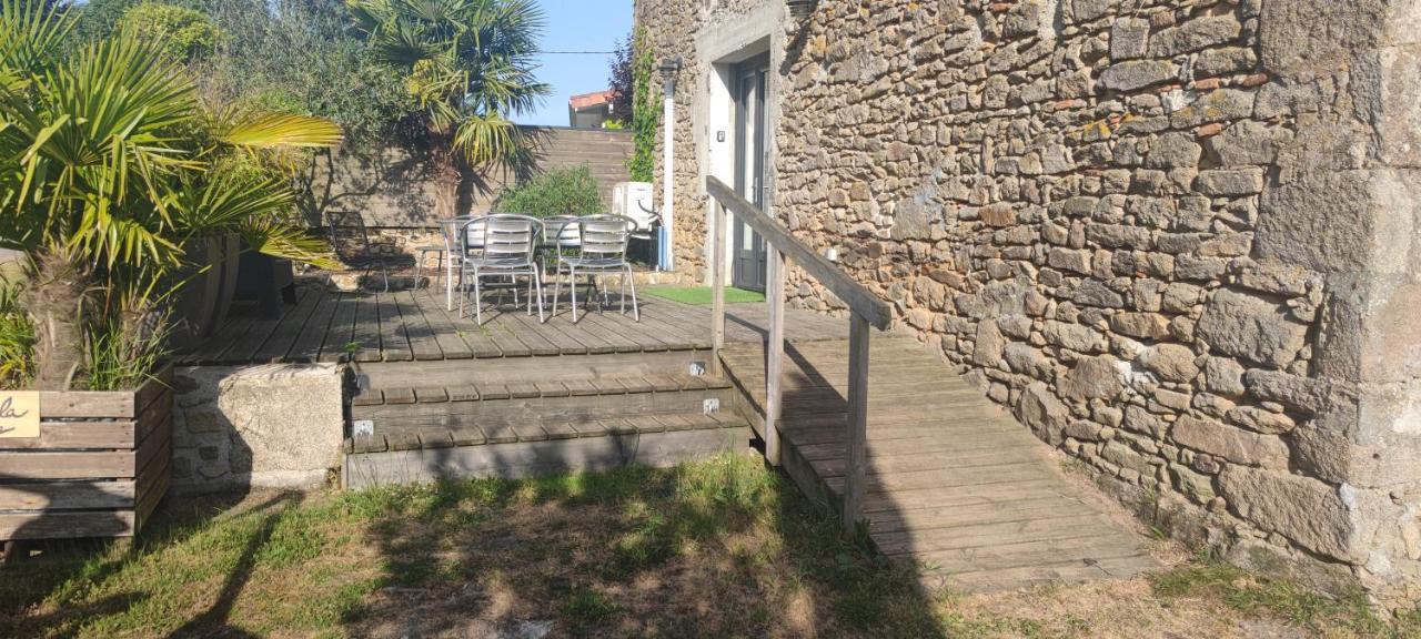 Gite A La Campagne Saint-Brice-sur-Vienne Bagian luar foto
